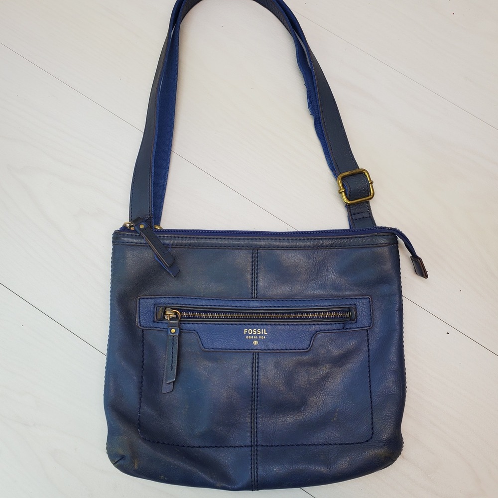 Fossil Navy Blue Leather Crossbody Messenger‎ Bag Adjustable Strap Casual
